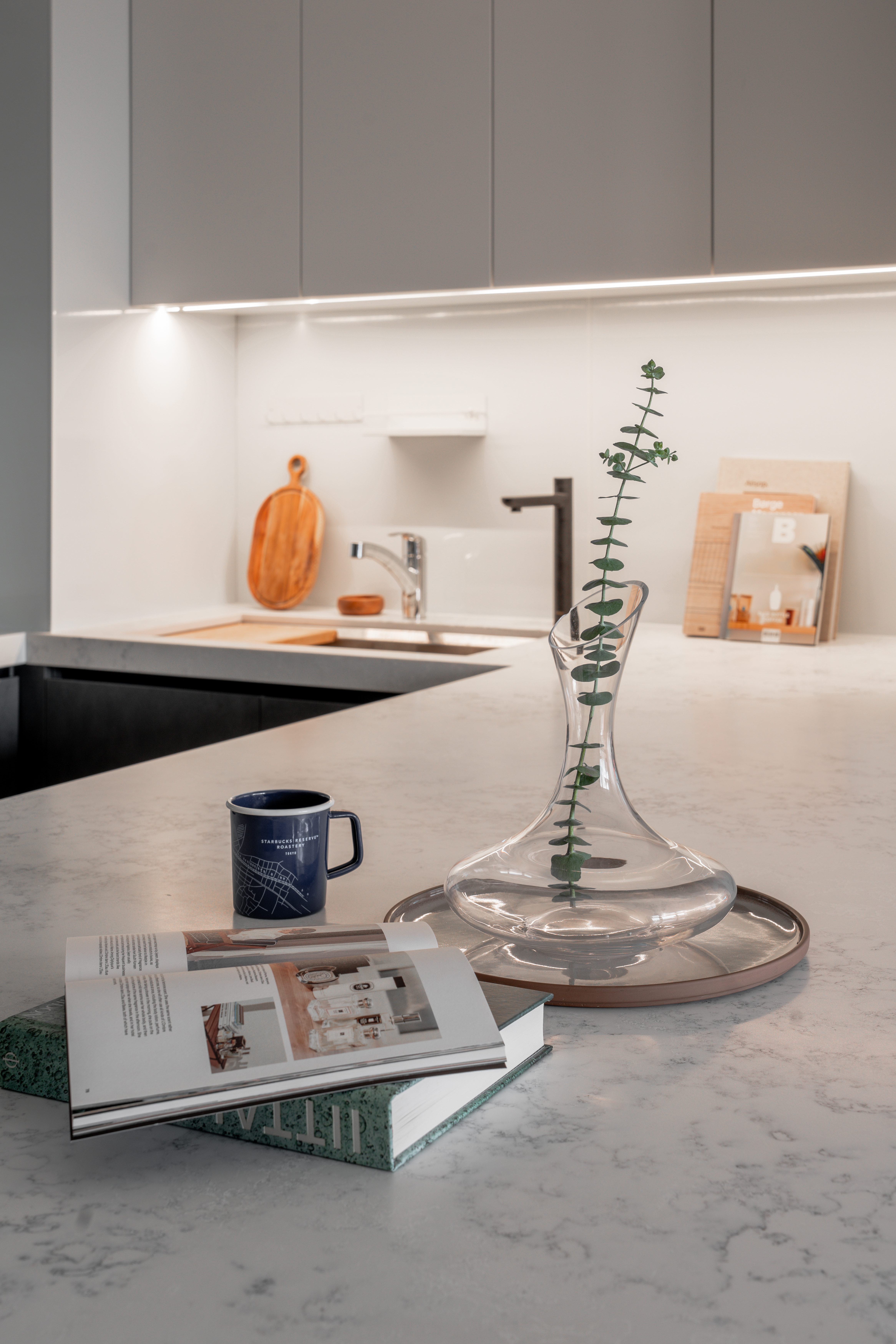 Color / MQ-L728 Polar Land